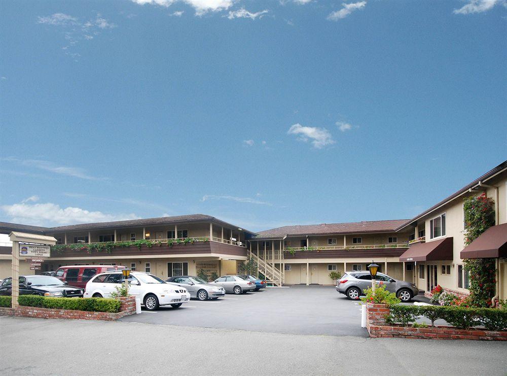 Best Western Carmel'S Town House Lodge Zewnętrze zdjęcie