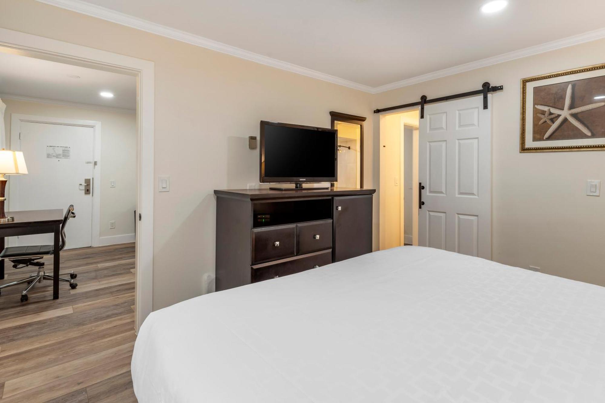 Best Western Carmel'S Town House Lodge Zewnętrze zdjęcie